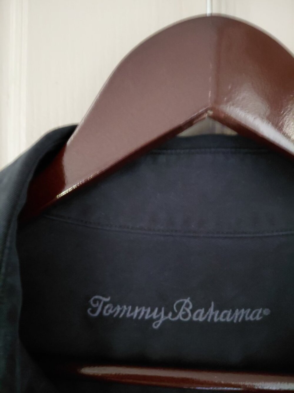 Tommy Bahama Silk Blouse Size M/M - Picture 2 of 6